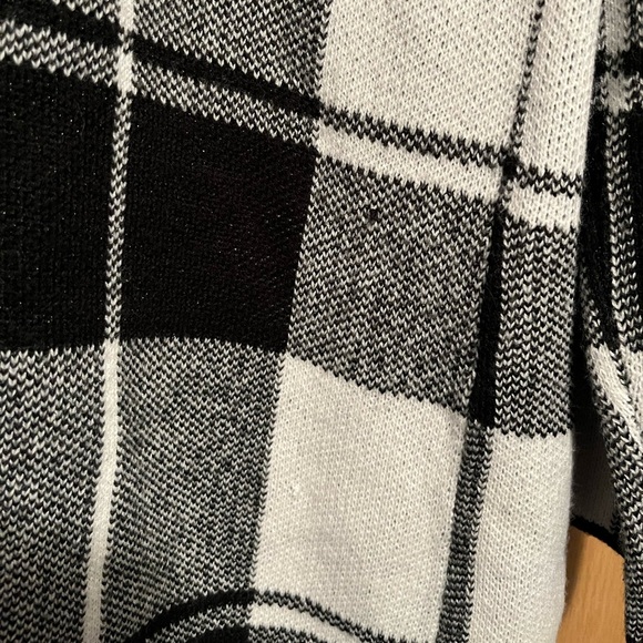 Apt 9 Black and White Plaid Duster Cardigan - Picture 13 of 15